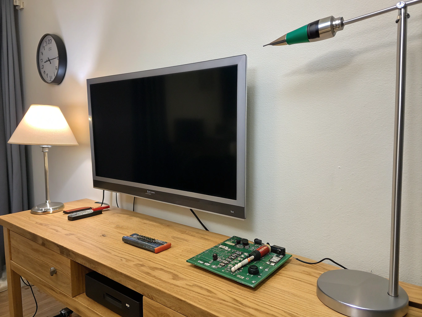 Television undergoing diagnostic stress testing in a lab